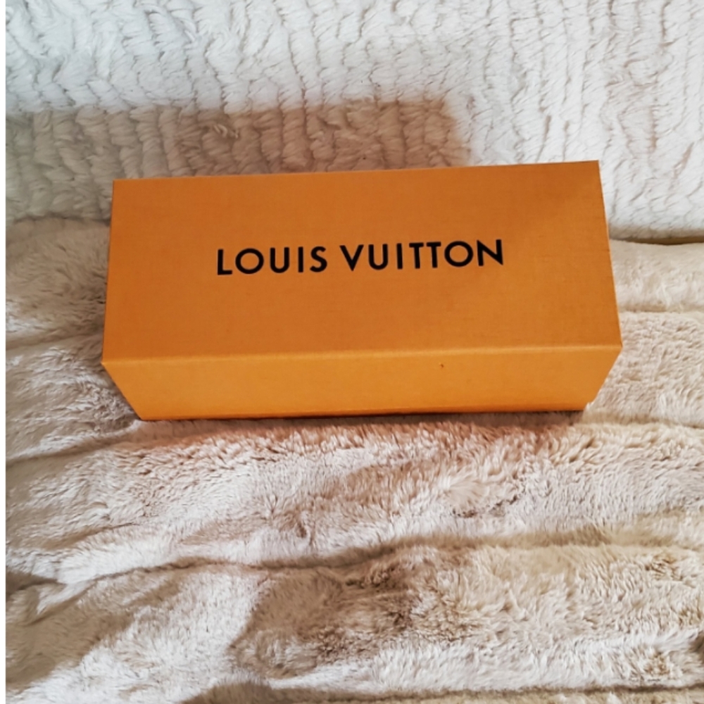 Louis vuitton box